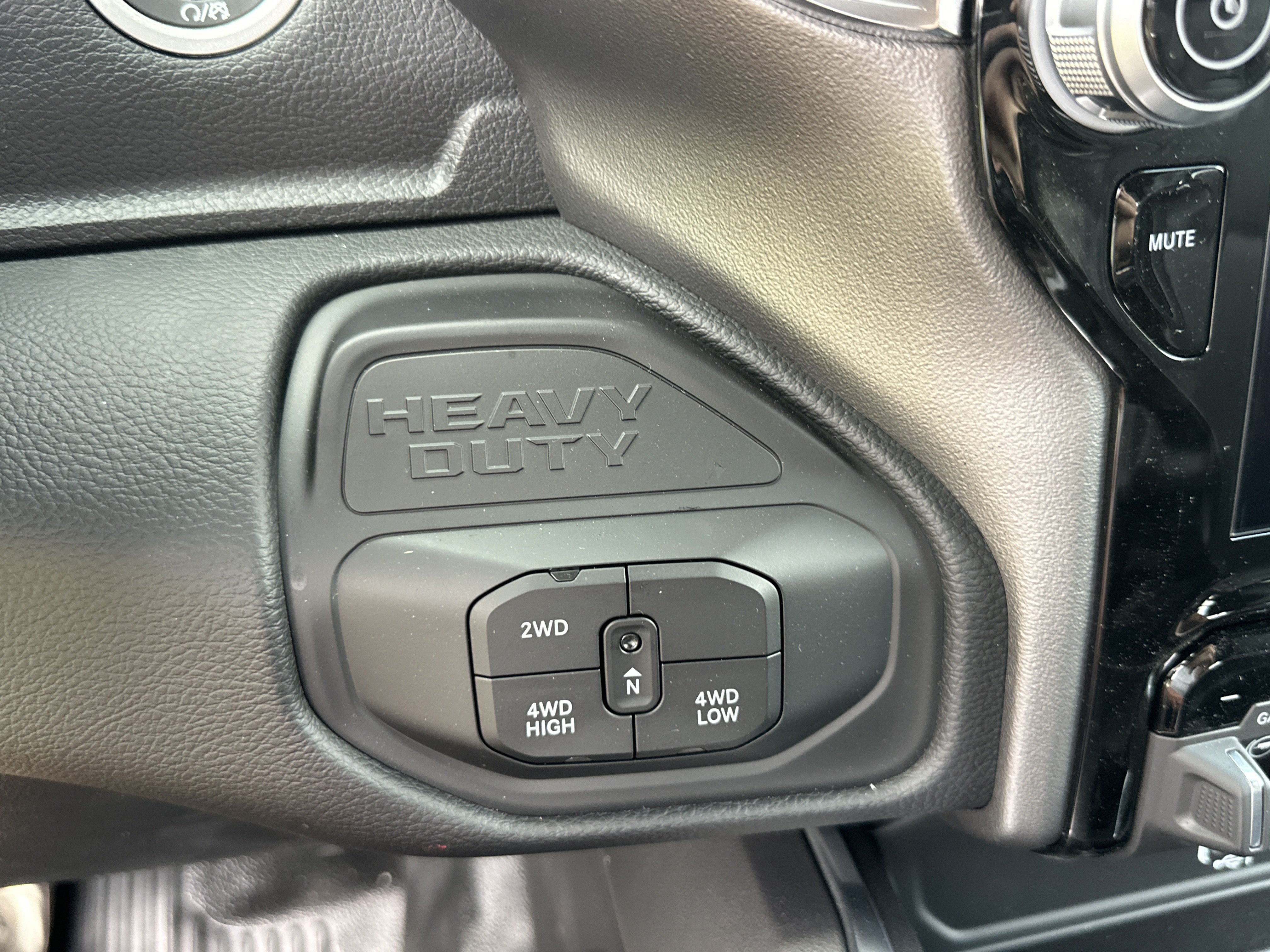 New 2027 RAM 5500 4x4 Crew Cab w/ Laramie Trim Package image 8