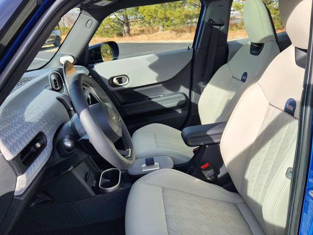 Used 2025 MINI Cooper S image 9