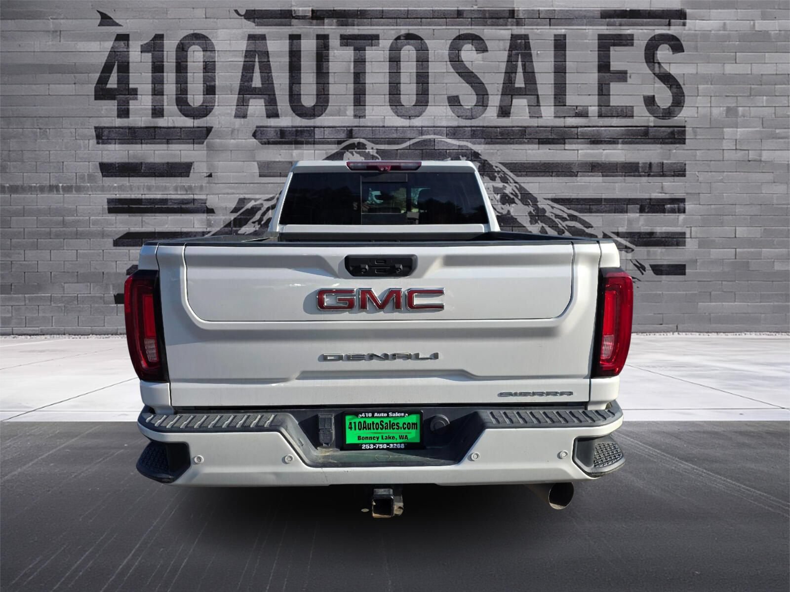 Used 2022 GMC Sierra 3500 Denali w/ Denali Ultimate Package AWD/4WD image 4
