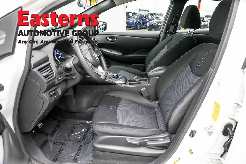 Used 2023 Nissan Leaf S FWD image 13