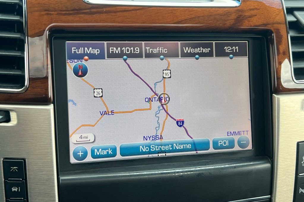 Used 2014 Cadillac Escalade Platinum AWD/4WD image 18