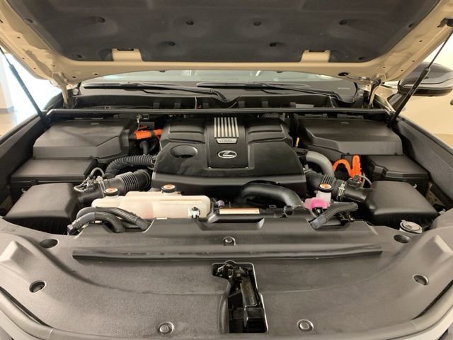 Used 2025 Lexus LX 700h Overtrail image 47