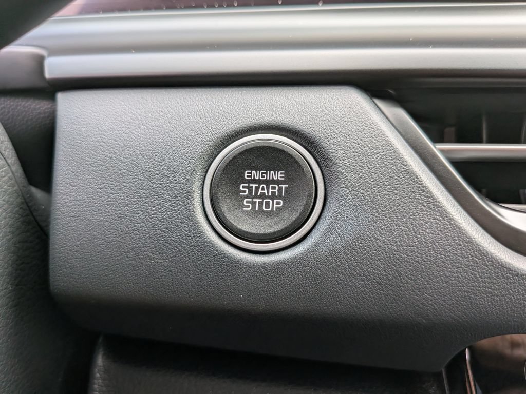 Certified 2026 Kia Seltos SX AWD/4WD image 30