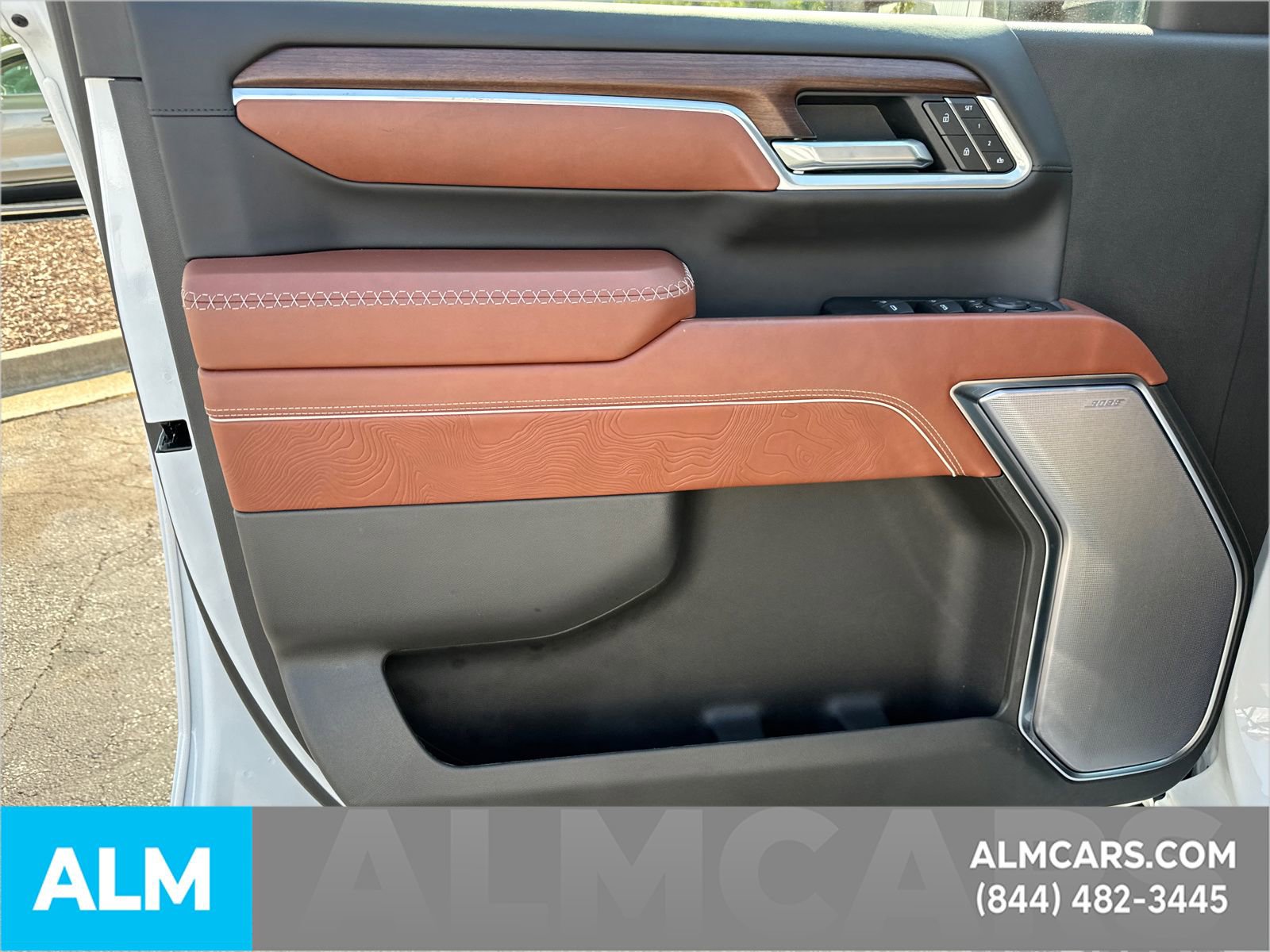 Used 2025 GMC Sierra 3500 Denali Ultimate image 12