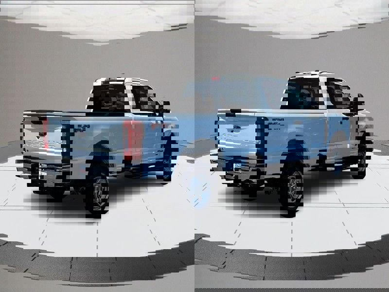 New 2025 Ford F250 XL w/ FX4 Off-Road Package image 3