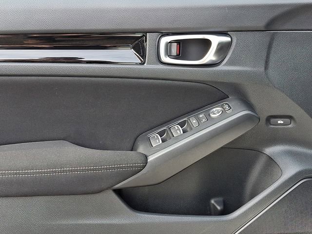 Certified 2022 Honda Civic EX image 12