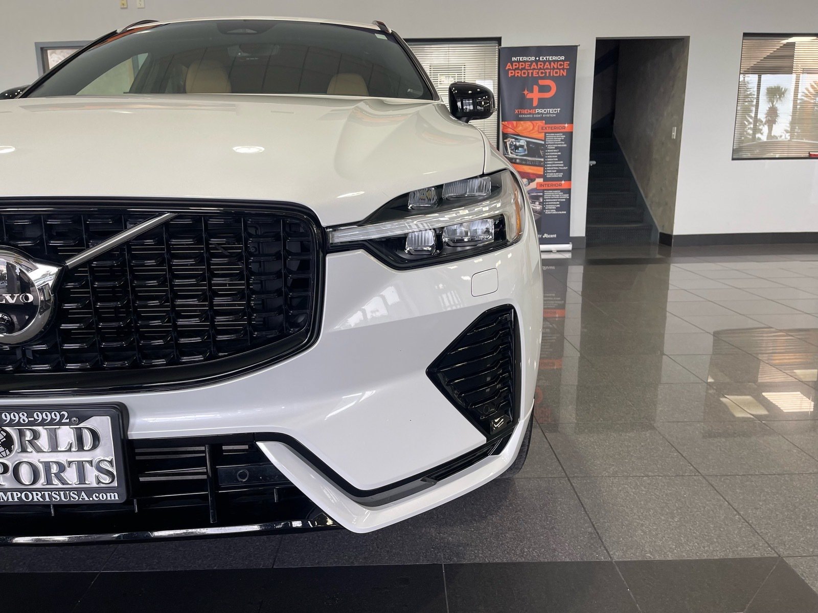 Used 2023 Volvo XC60 T8 Ultimate AWD/4WD image 10