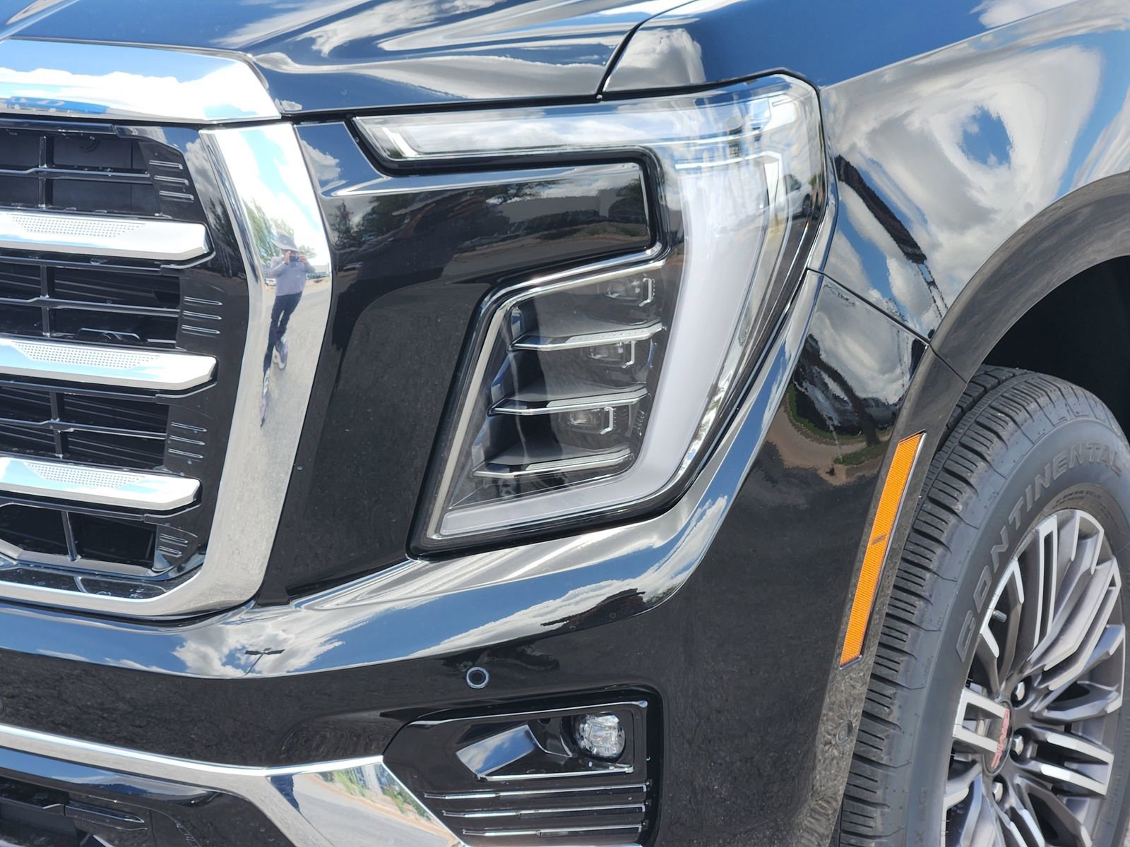 New 2026 GMC Yukon Elevation AWD/4WD image 10