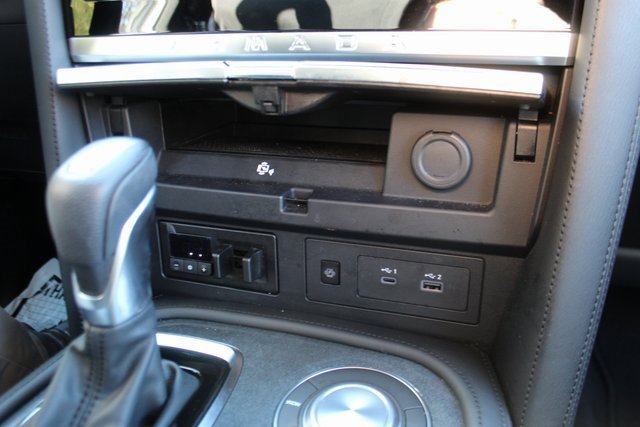 Used 2024 Nissan Armada SL w/ Midnight Edition Package image 22