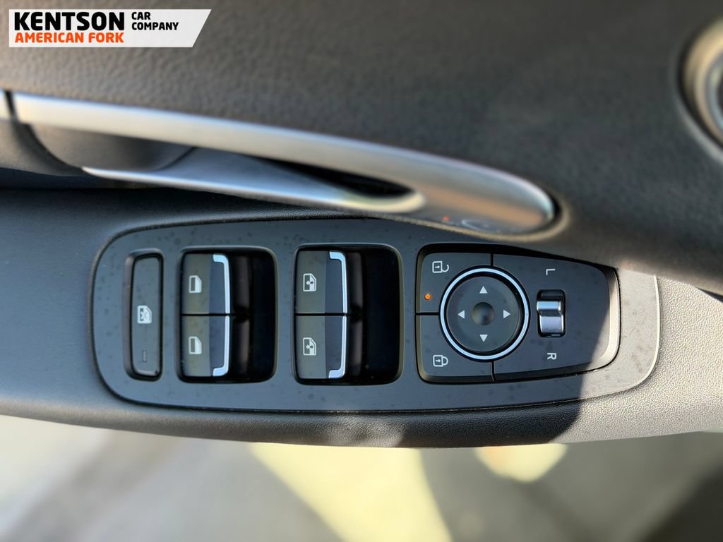 Used 2025 Hyundai Sonata SEL FWD image 20