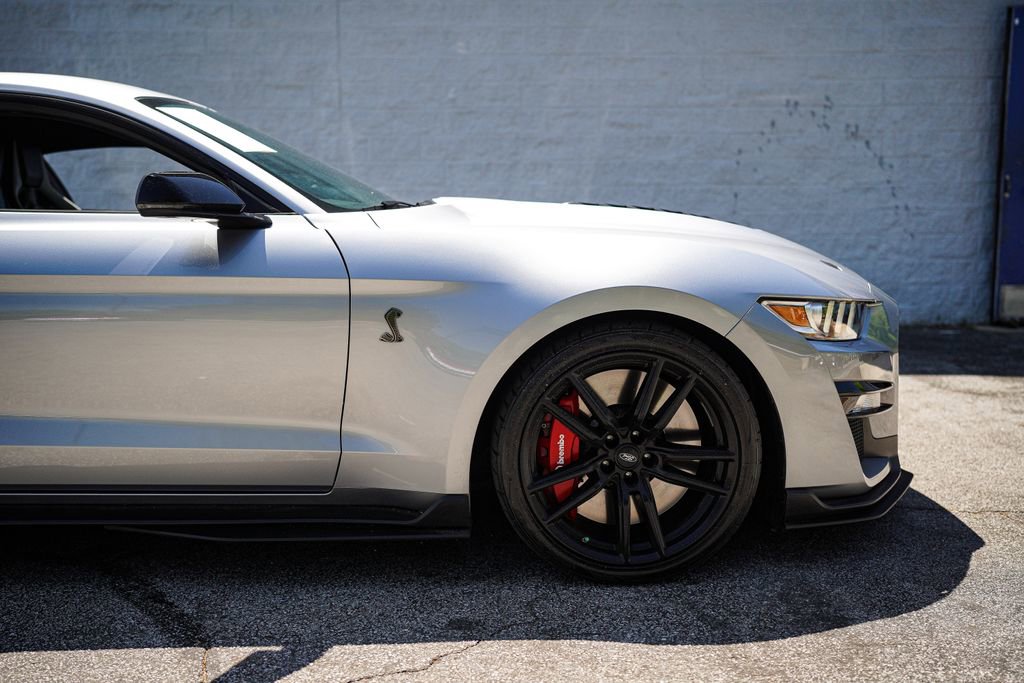 Used 2020 Ford Mustang Shelby GT500 w/ Technology Package RWD image 17