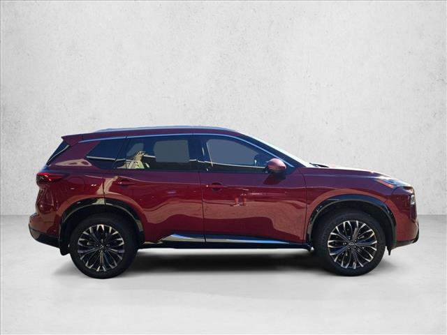 Used 2024 Nissan Rogue Platinum FWD image 4