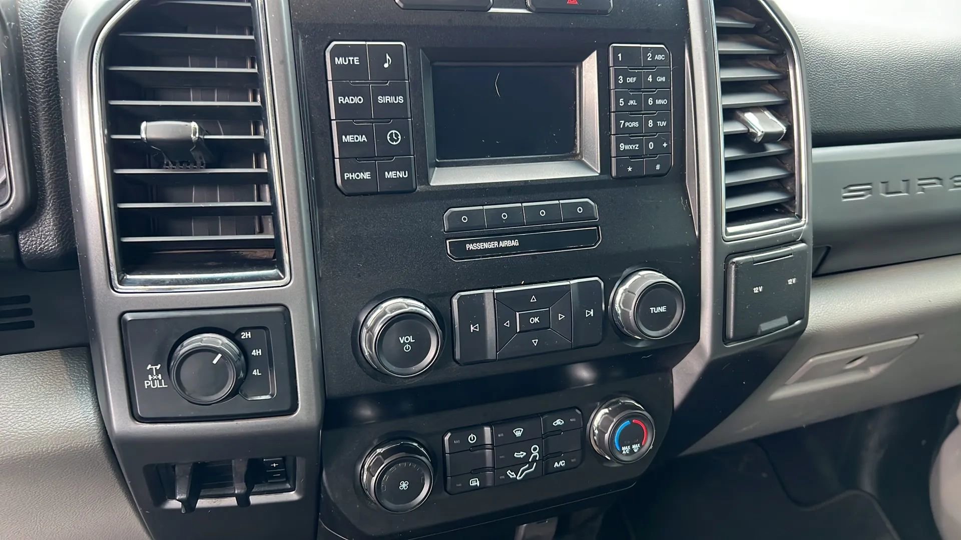 Used 2019 Ford F250 XLT AWD/4WD image 16