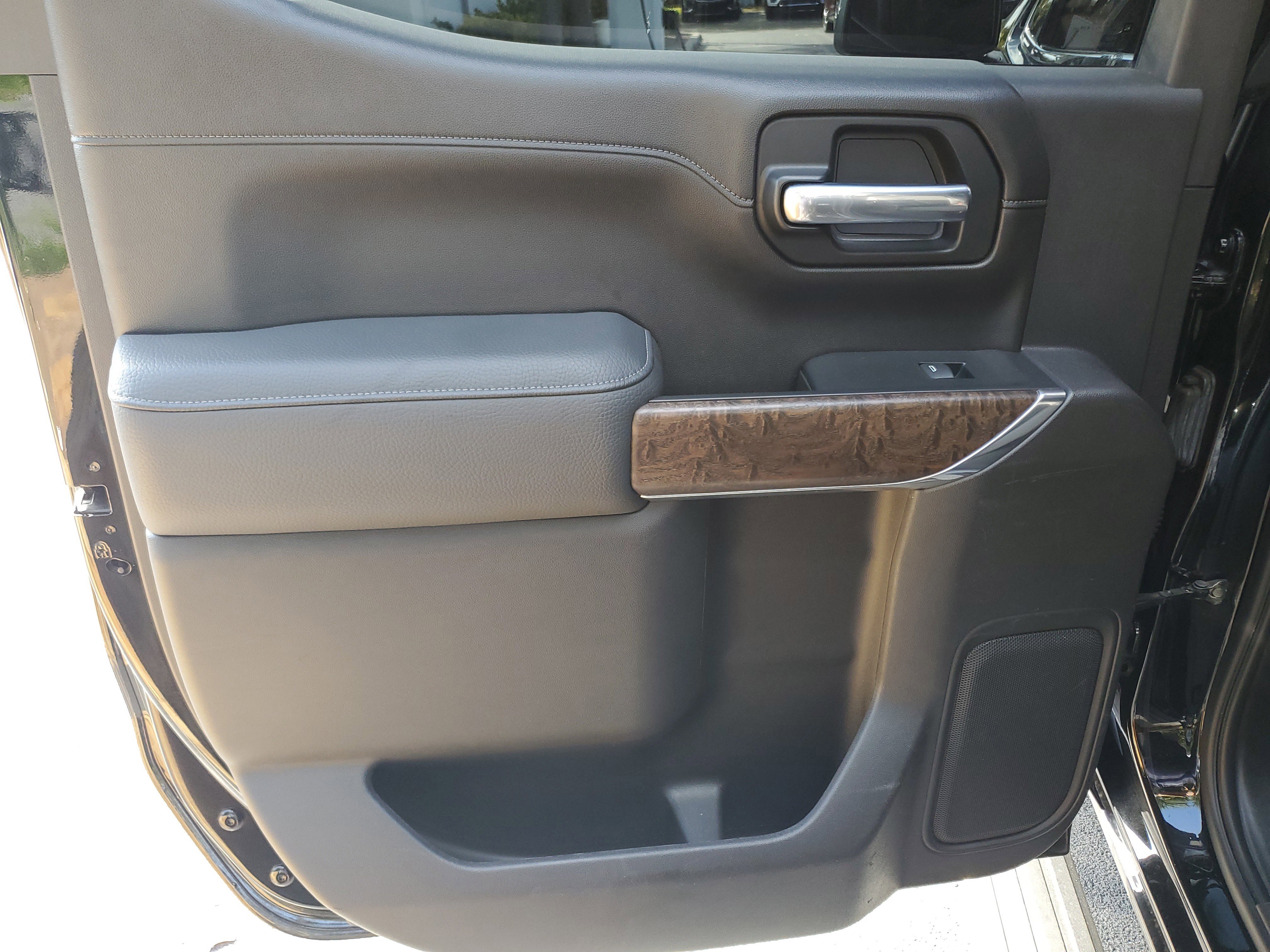 Used 2021 GMC Sierra 1500 Denali w/ Denali Ultimate Package image 3