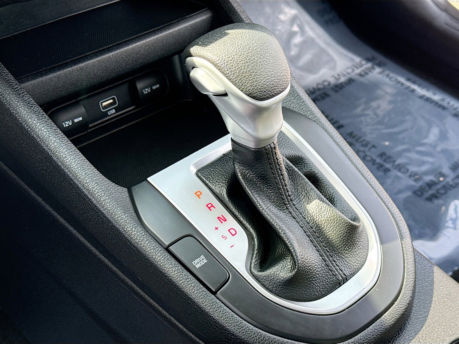 Used 2023 Kia Forte LXS w/ LXS Technology Package image 11