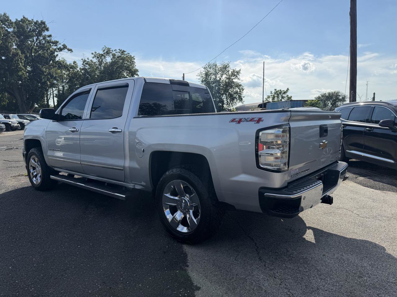 Used 2014 Chevrolet Silverado 1500 LTZ w/ LTZ Plus Package AWD/4WD image 8