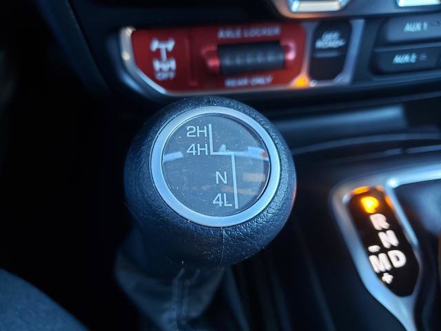 Used 2026 Jeep Gladiator Sport AWD/4WD image 21