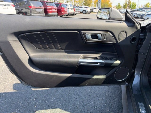 Used 2022 Ford Mustang Premium RWD image 27