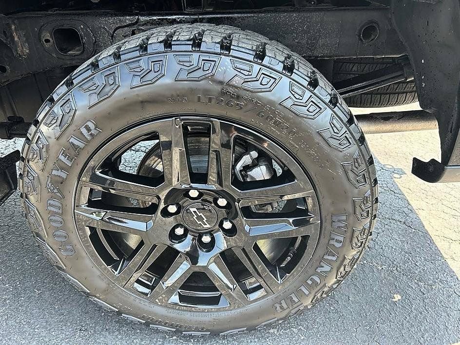 Used 2023 Chevrolet Silverado 1500 LT Trail Boss w/ Convenience Package II AWD/4WD image 35