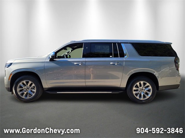 New 2025 Chevrolet Suburban Premier image 2