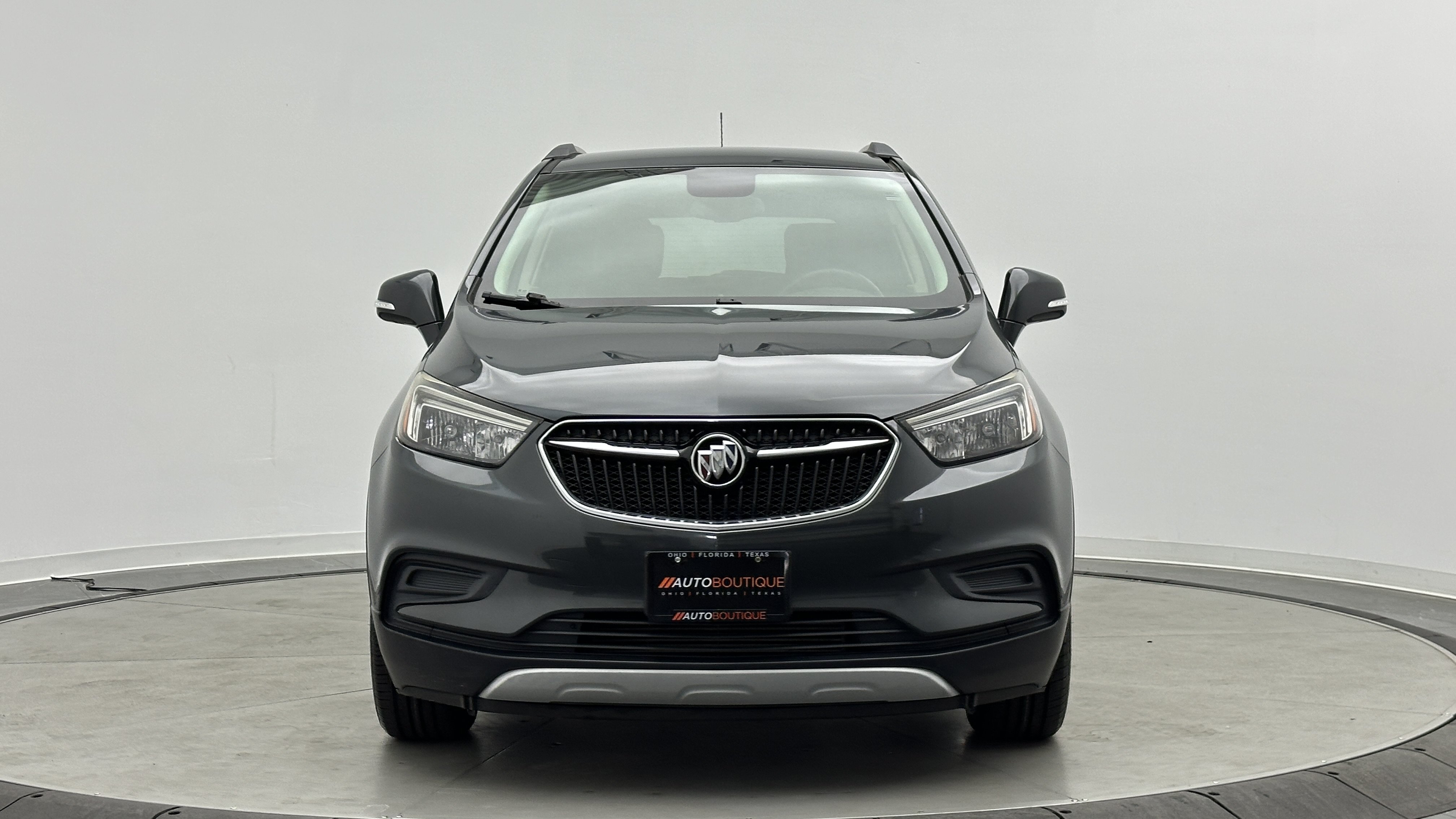Used 2017 Buick Encore Preferred FWD image 2