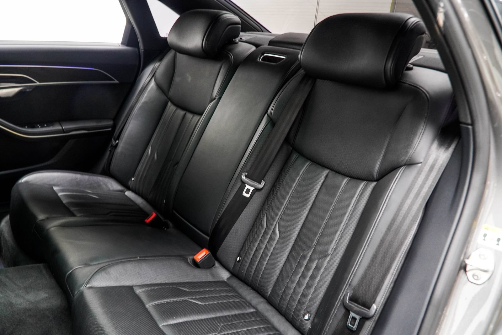 Used 2021 Audi A8 L 4.0T w/ Executive Plus Package AWD/4WD image 46