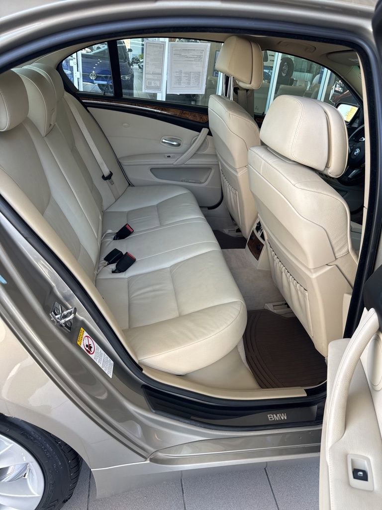 Used 2008 BMW 535i Sedan RWD image 6