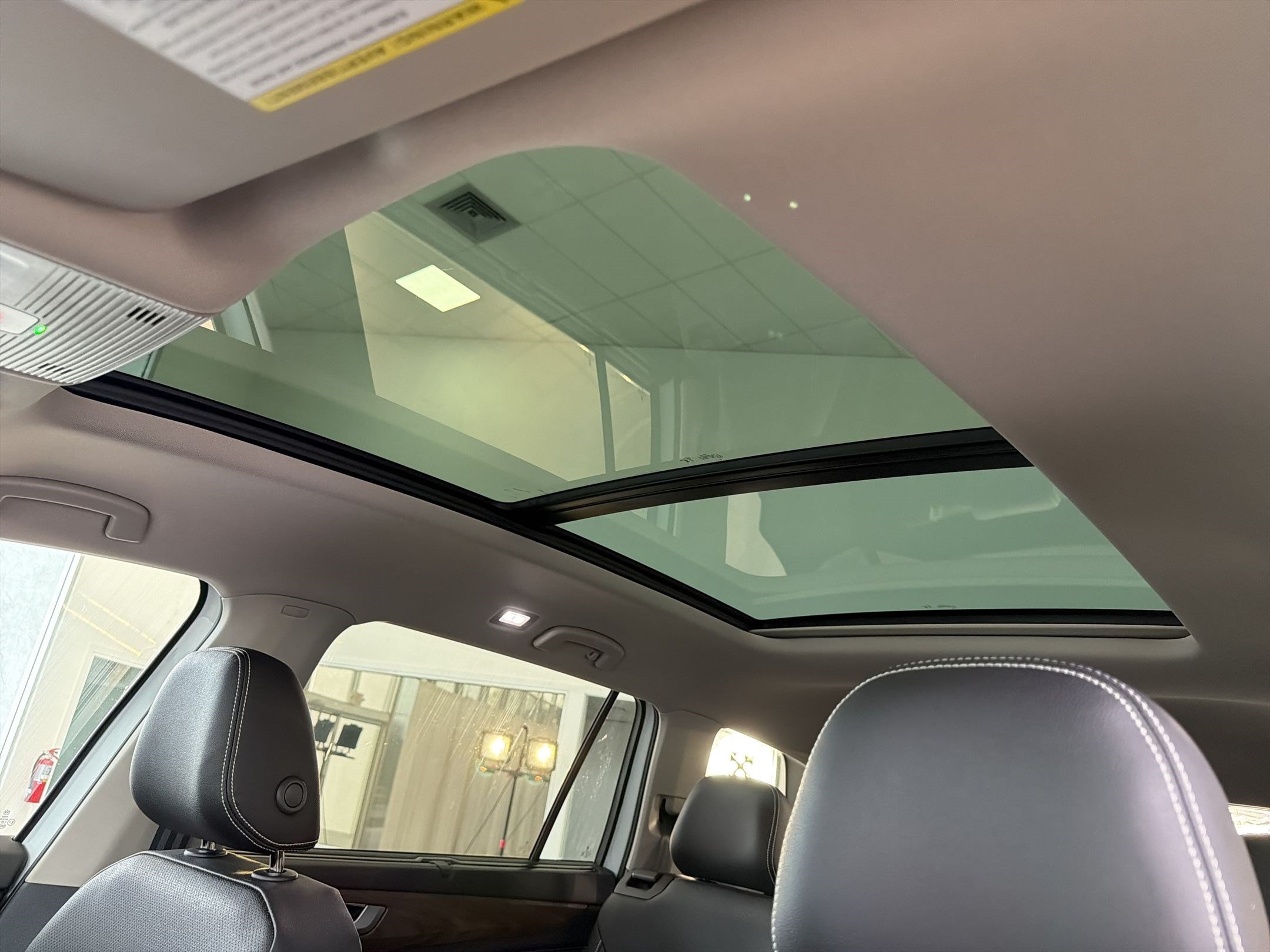 New 2026 Volkswagen Atlas SE FWD image 16