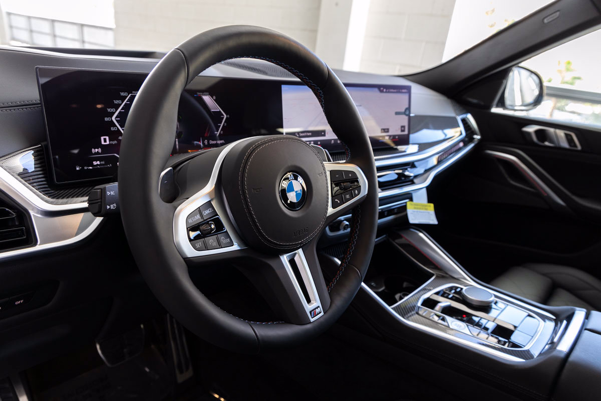 New 2026 BMW X6 M60i w/ Climate Comfort Package AWD/4WD image 19