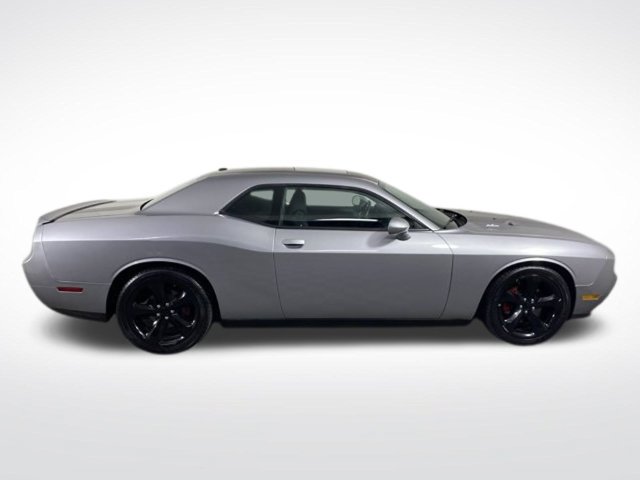 Used 2014 Dodge Challenger R/T w/ Blacktop Package RWD image 7