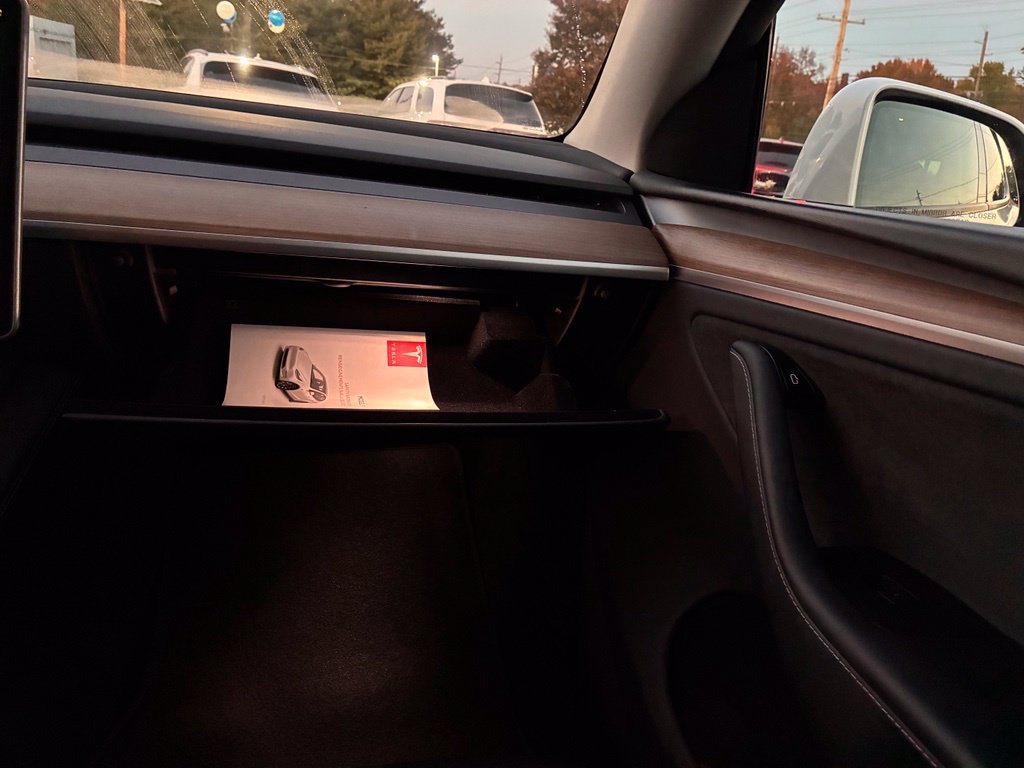 Used 2023 Tesla Model Y Long Range AWD/4WD image 42
