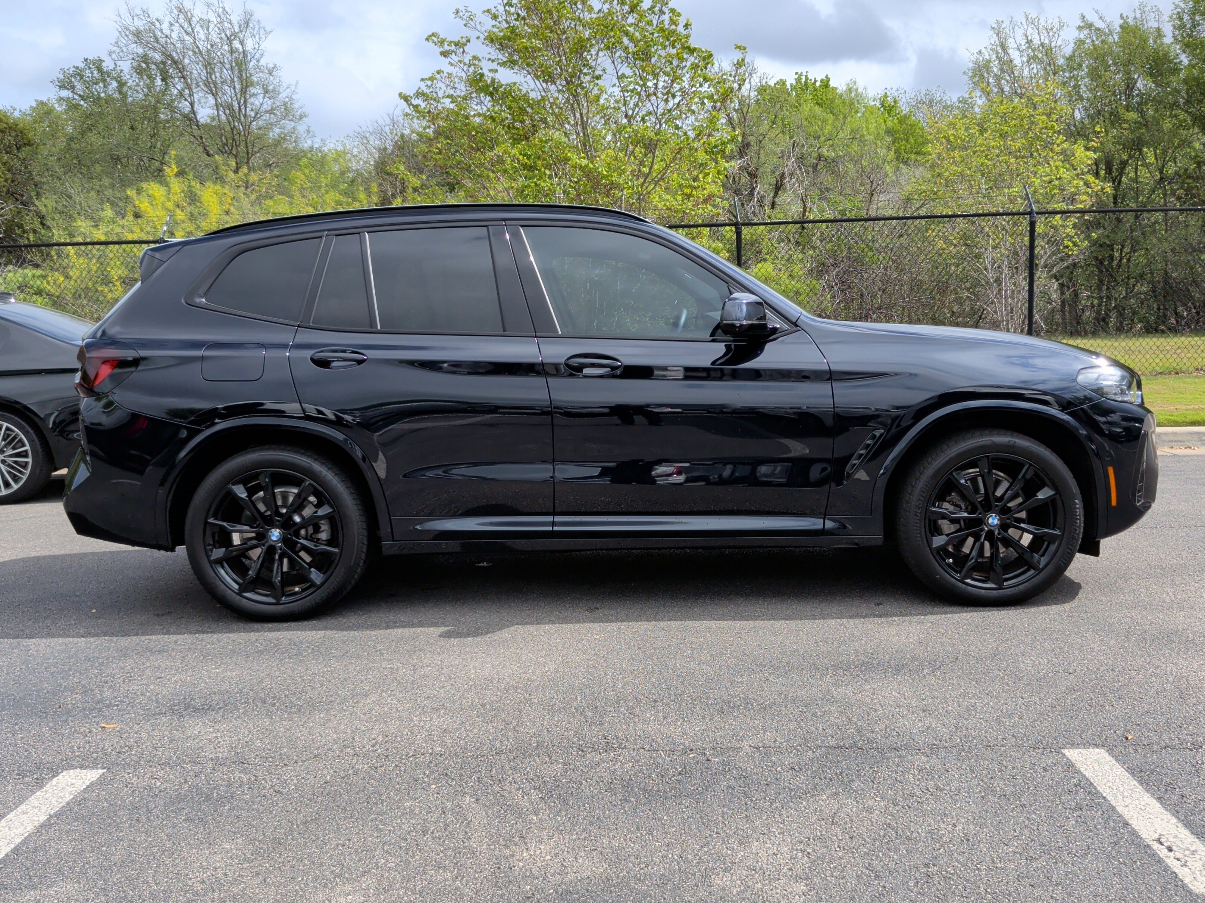 Used 2023 BMW X3 xDrive30i w/ M Sport Package image 6