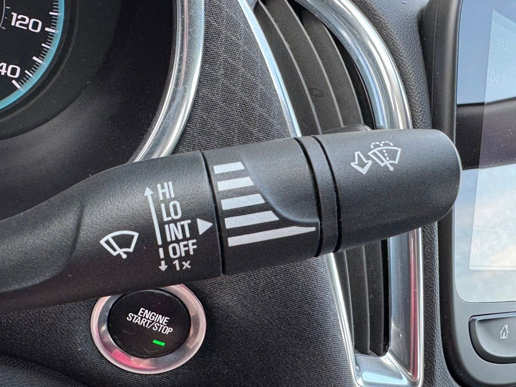 Used 2020 Chevrolet Malibu LT FWD image 14