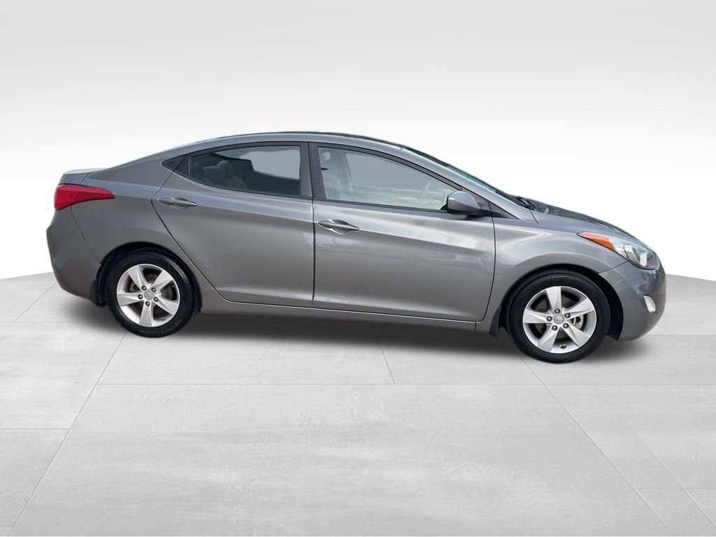 Used 2013 Hyundai Elantra GLS w/ Preferred Pkg FWD image 4