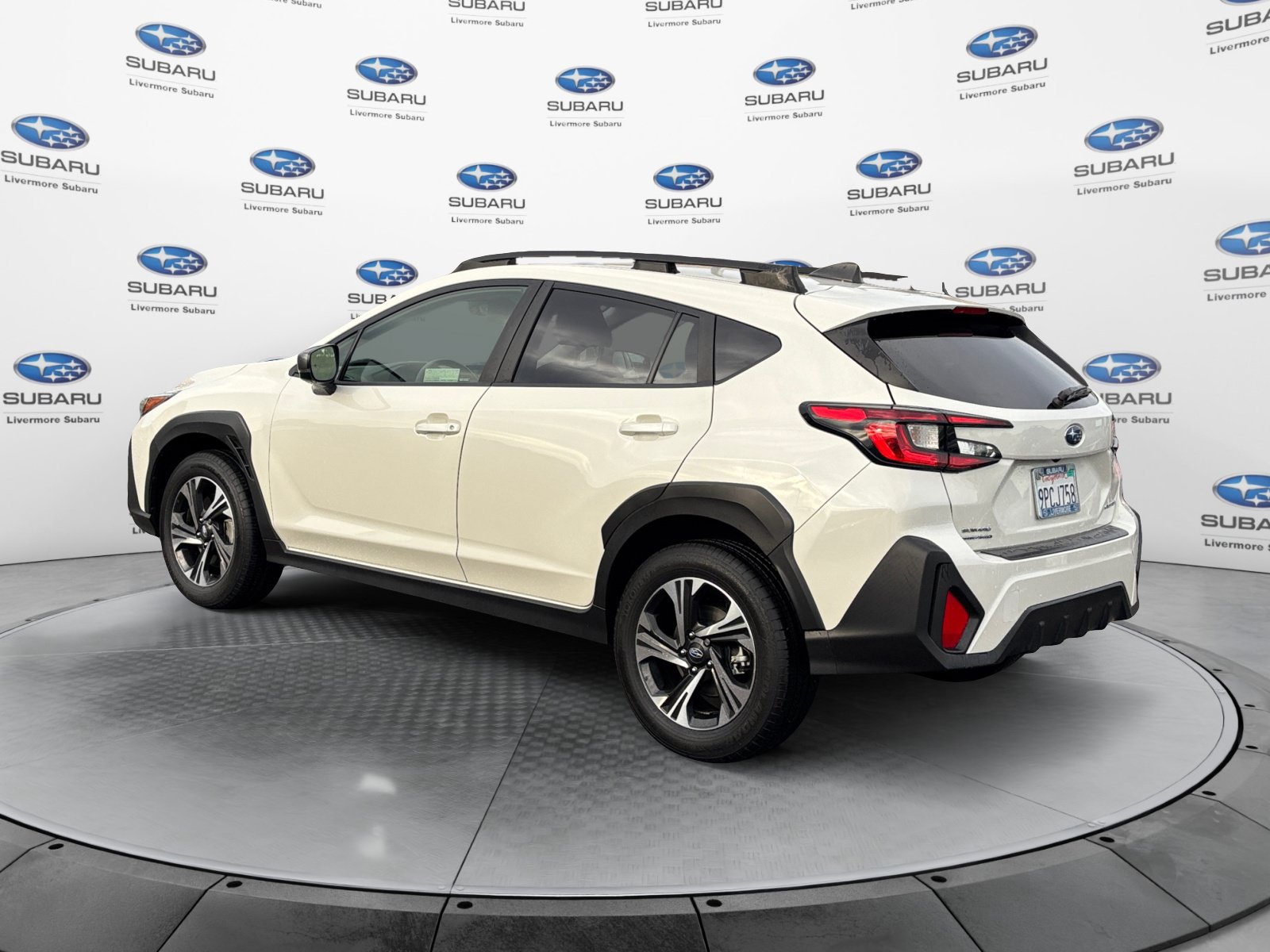 Used 2024 Subaru Crosstrek 2.0i Premium w/ Popular Package #3 AWD/4WD image 4
