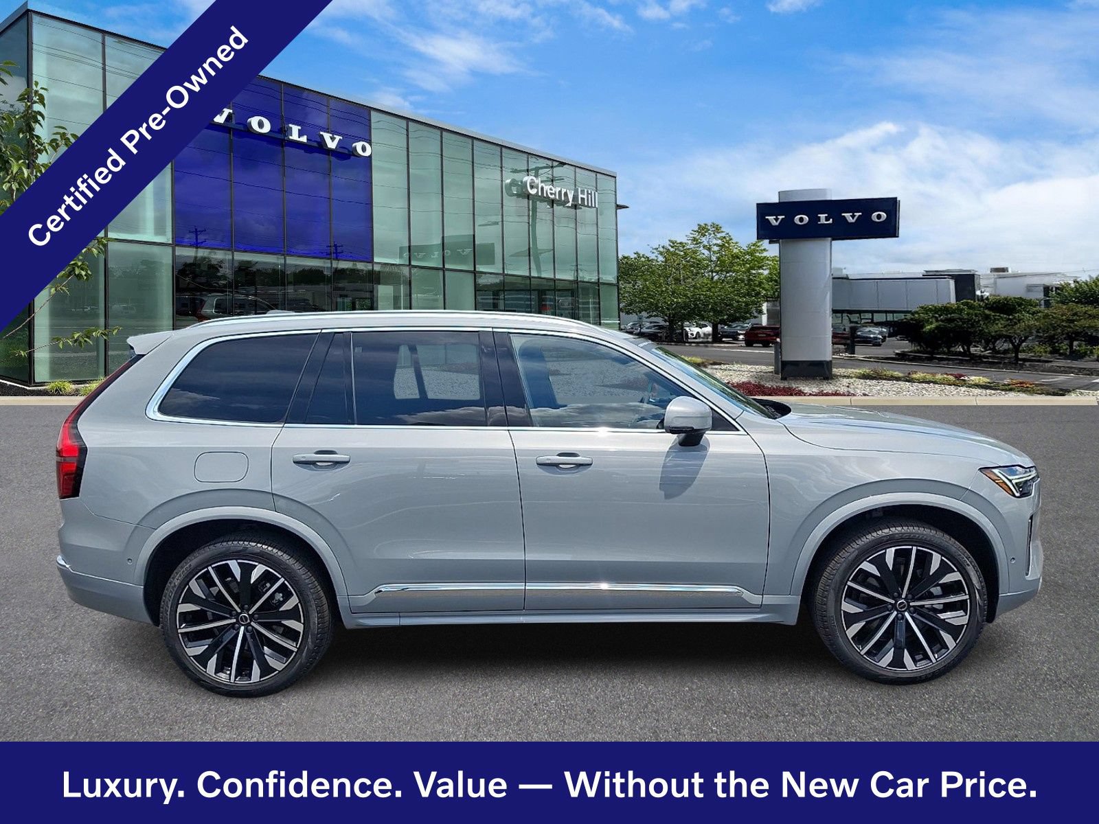 Certified 2026 Volvo XC90 B6 Plus w/ Protection Package Premier AWD/4WD image 8