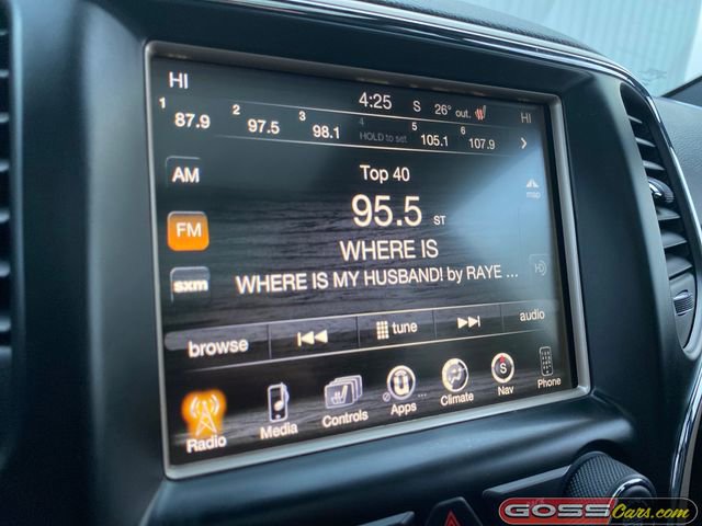 Used 2015 Jeep Grand Cherokee Limited w/ Luxury Group II image 12