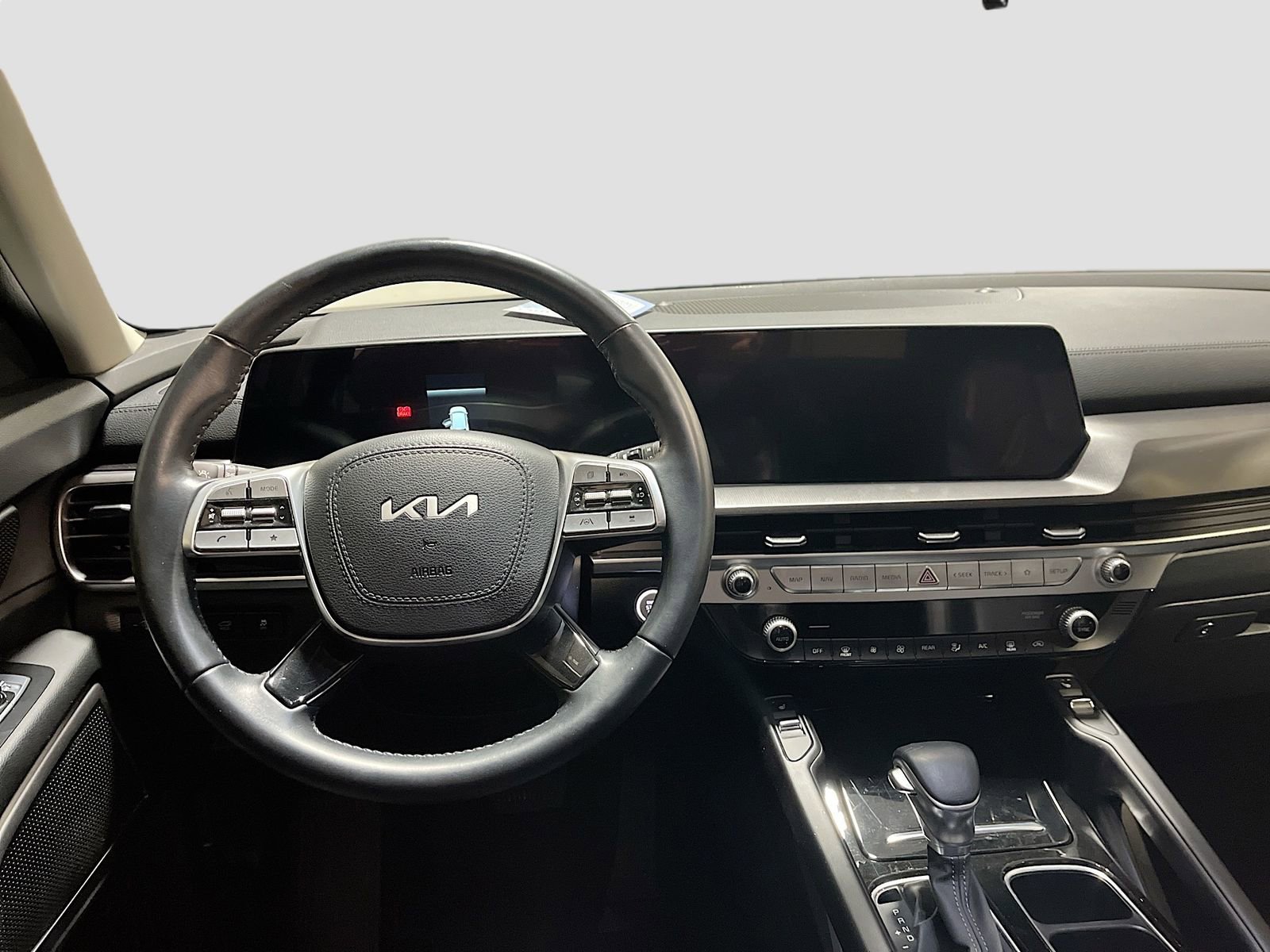 Used 2025 Kia Telluride S image 24