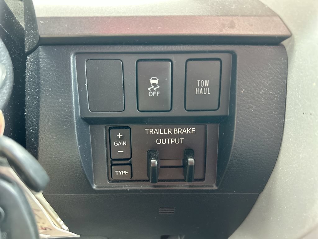 Used 2017 Toyota Tundra SR5 RWD image 31