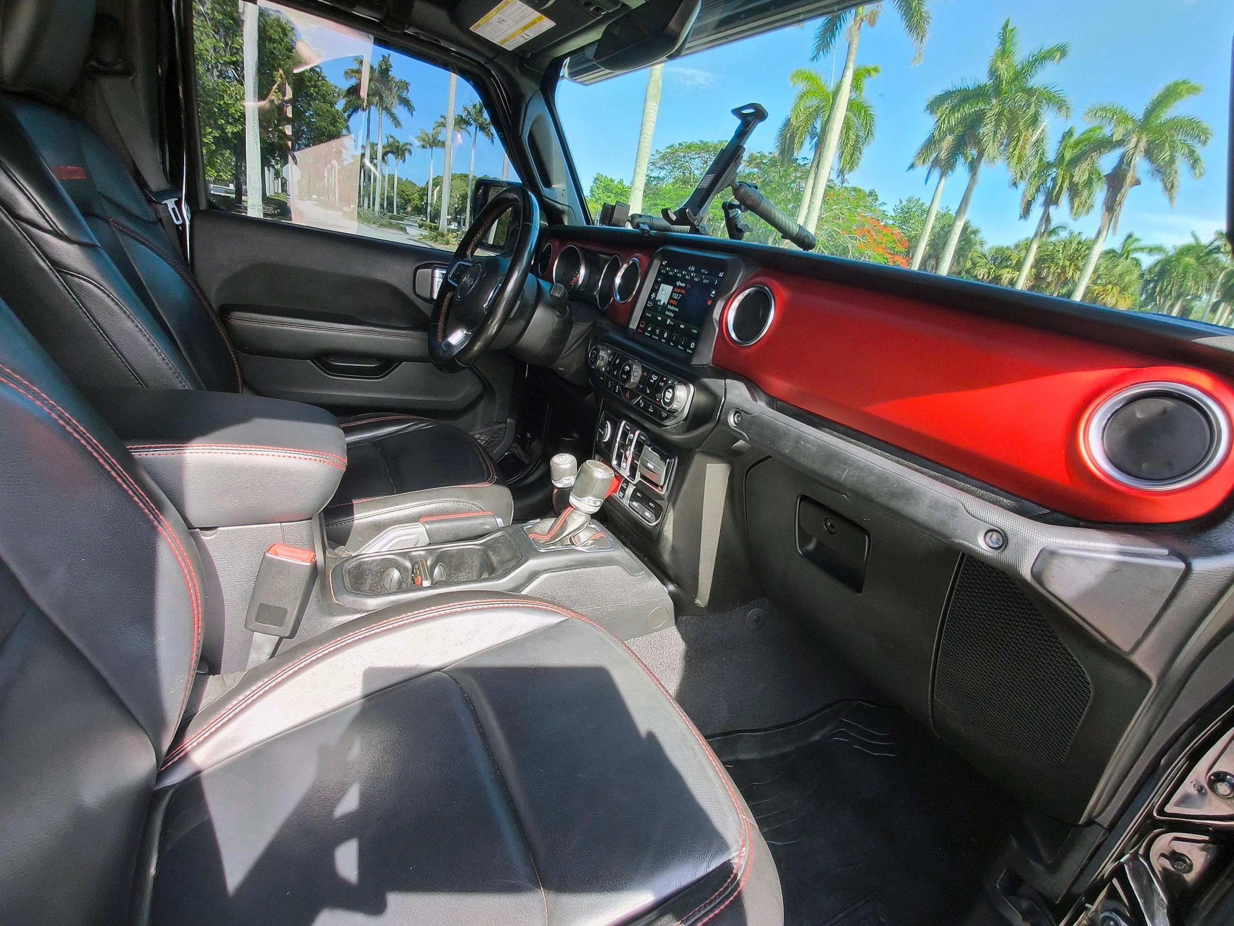 Used 2020 Jeep Gladiator Rubicon AWD/4WD image 36