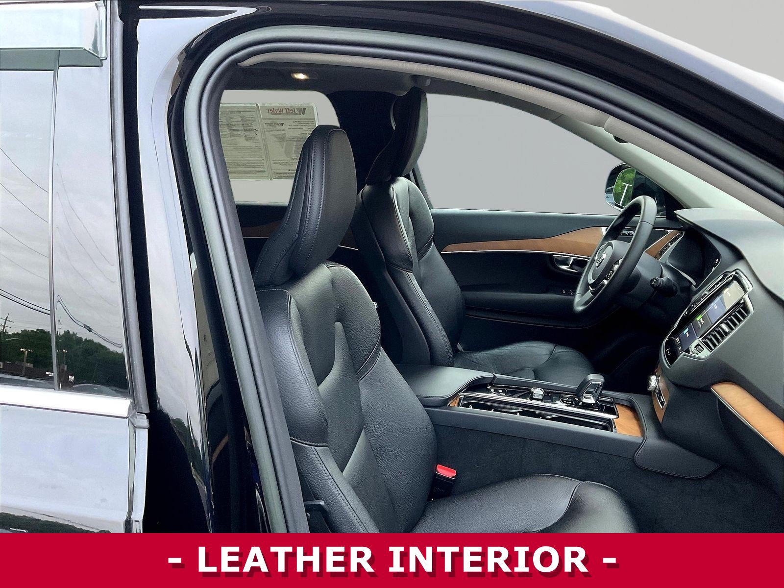 Used 2023 Volvo XC90 B6 Plus w/ Protection Package AWD/4WD image 29