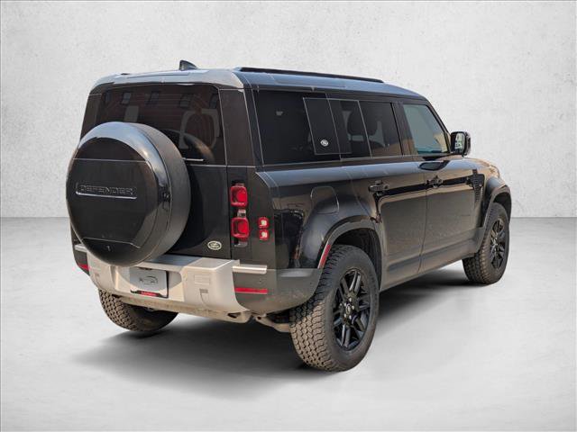 Used 2023 Land Rover Defender 110 S image 5