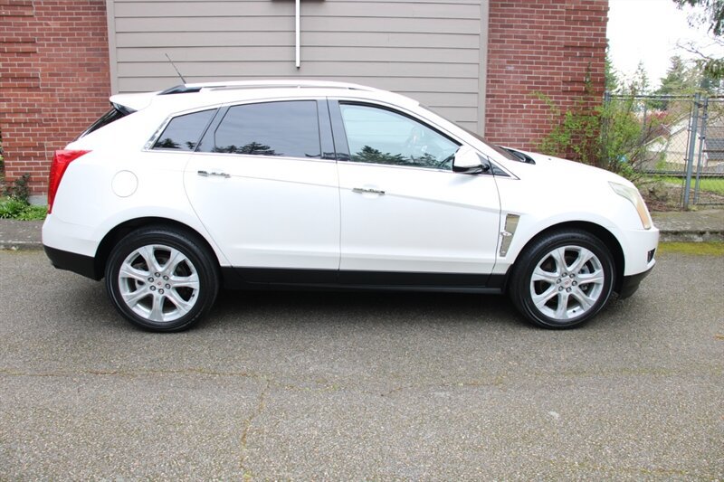 Used 2010 Cadillac SRX Performance AWD/4WD image 12