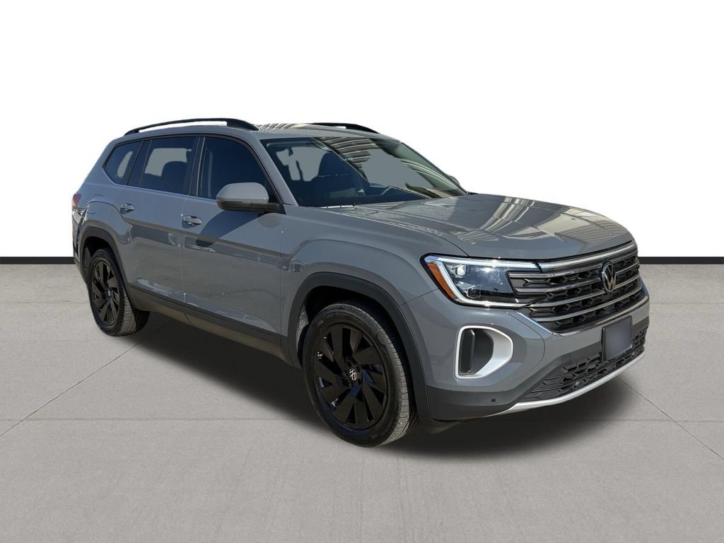 Used 2025 Volkswagen Atlas SE FWD image 3