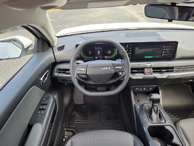 Used 2026 Kia K4 EX FWD image 7