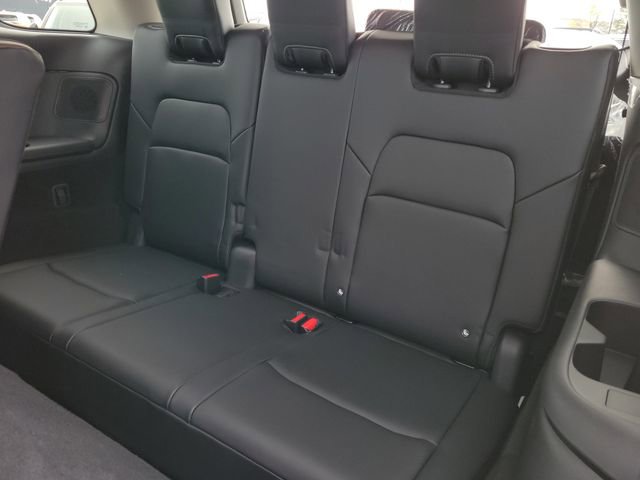 New 2026 Nissan Pathfinder Platinum image 11