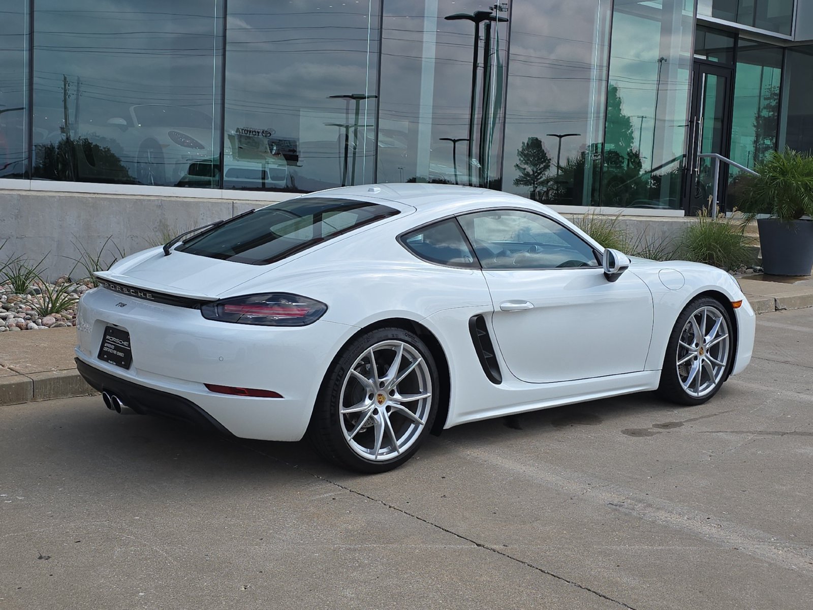 Certified 2024 Porsche 718 Cayman w/ Premium Package RWD image 7