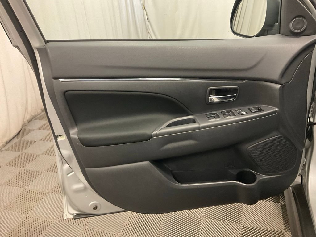 Used 2024 Mitsubishi Outlander Sport ES AWD/4WD image 19