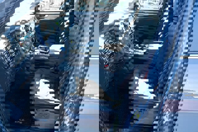 New 2026 Volkswagen Atlas Cross Sport SE image 16