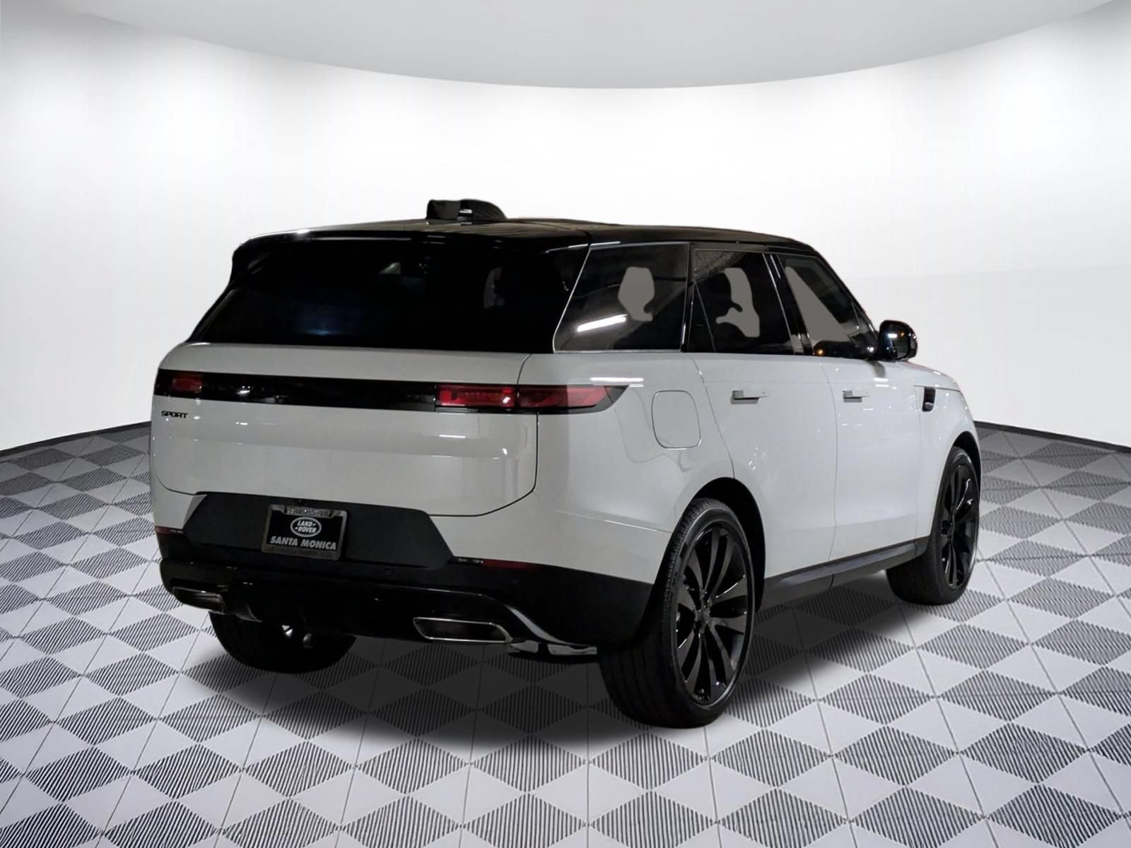 New 2026 Land Rover Range Rover Sport SE AWD/4WD image 5